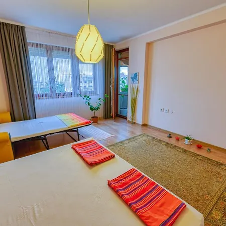 شقة Buda High Steps Sunny - 5min To Beach بورغاس